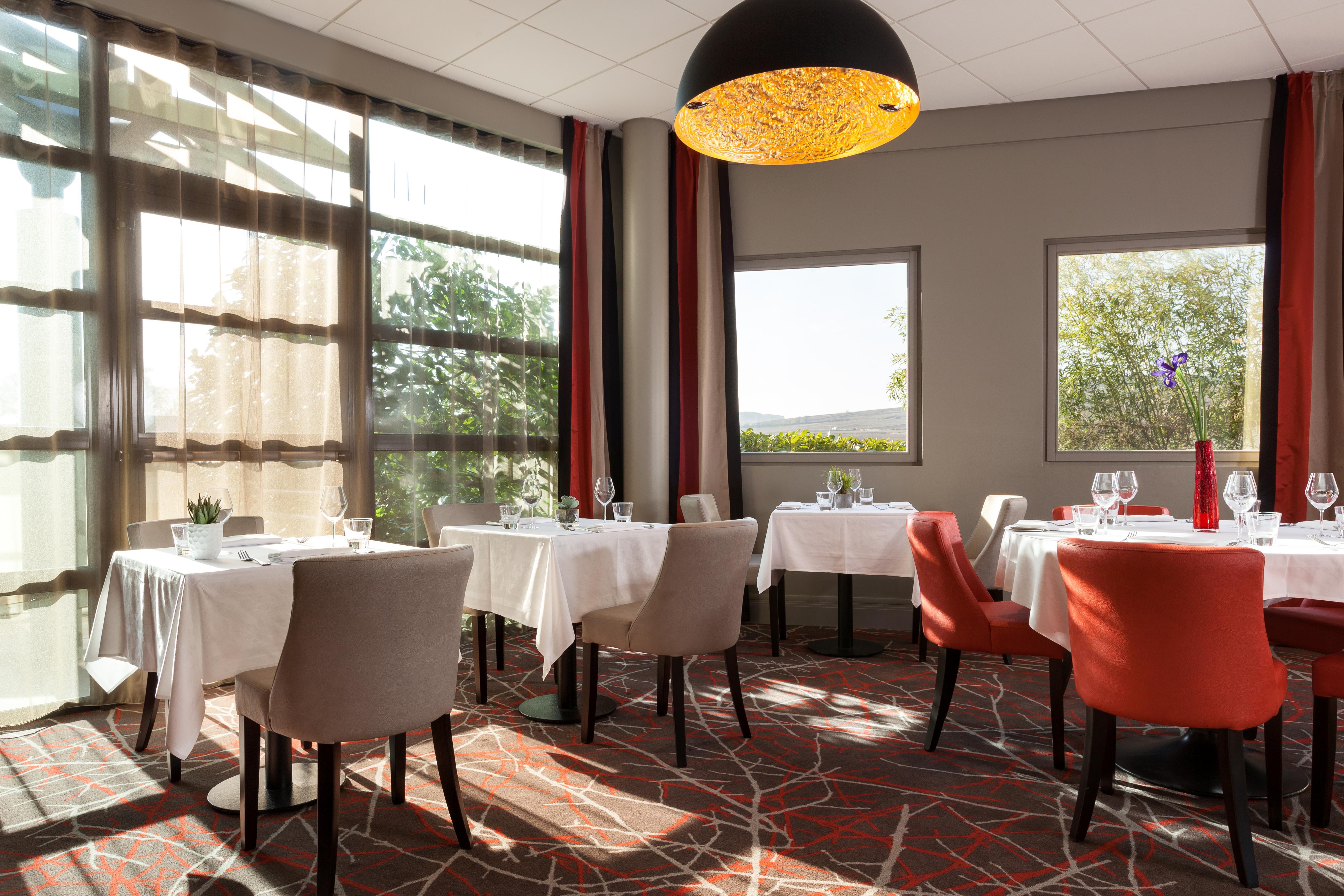Kyriad Prestige Le Panorama Hotel Beaune (Cote d'Or)